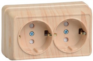 IEK ОКТАВА роз. ОУ 2 мест. с з/к с защ.штор. 16А СОСНА (светлое дерево) РСш22-3-ОС