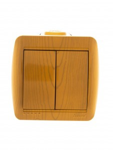 Lezard Ната выкл. ОУ 2 кл. 10А ольха (корпус PC) 710-0700-101