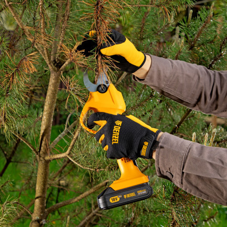 Перчатки универсальные на липучке, размер 9 Denzel