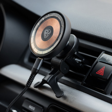 BY Держатель телефона на дефлектор с беспроводной зарядкой, 15Вт, магн.креп.MAG, прозр.стекл.панель