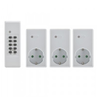 Robiton УД-3 розетка с пультом ДУ 3600Вт 1пульт+3роз. (радиосигнал, радиус до 30м) 15794