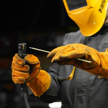 Электроды DER-46 Goldline, диам. 3 мм, 1 кг, рутил-целлюлозное покрытие Denzel