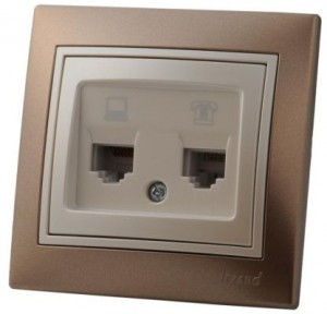 Lezard Мира роз. телеф./комп.СУ 2 мест. коричн. метал. с перламут.вст. (RJ11+RJ45) (корп.PC) 130-143