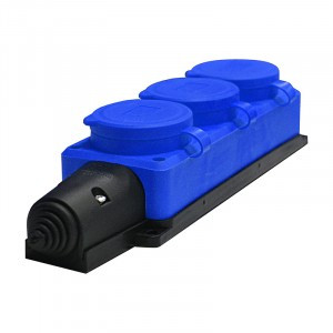 UNIVersal колодка ОУ тройная 3гн. с загл. каучук (синяя) 2P+PE 1x16A 220-240V IP44 3044 (РФ)