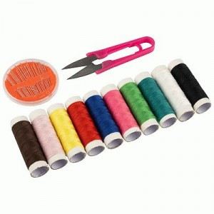Швейный набор - 10 катушек, ножницы, иголки Арт.104563
