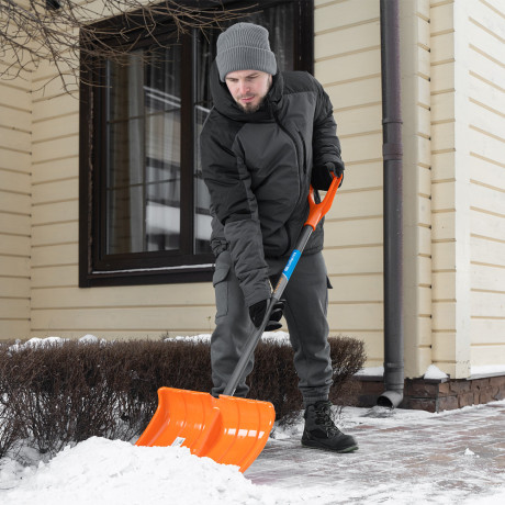 Лопата для уборки снега пластиковая, 490х370х1350 мм, стальной черенок, усиленная Сибртех