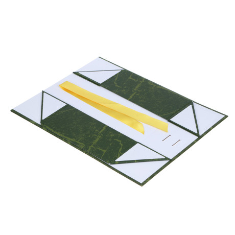 BY Коробка подарочная складная с лентой, тиснение фольгой, 28x20x9см, Леший