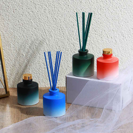 LADECOR Аромадиффузор с цветными палочками, LUX, 50 мл, райский остров, тропич.остров, дух свободы