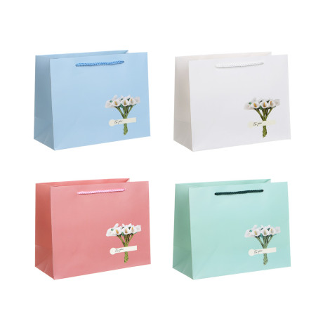 Пакет тм Fntastic подарочный, M 18x23x10см, бумага, арт.29, 4 дизайна