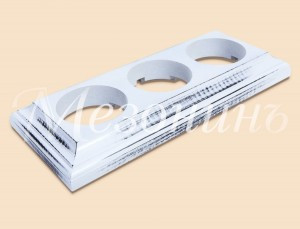 МЕЗОНИНЪ Рамка дерев. 3 мест. "Престиж", белый прованс, для наруж. и внутр. монтажа GE70708-37