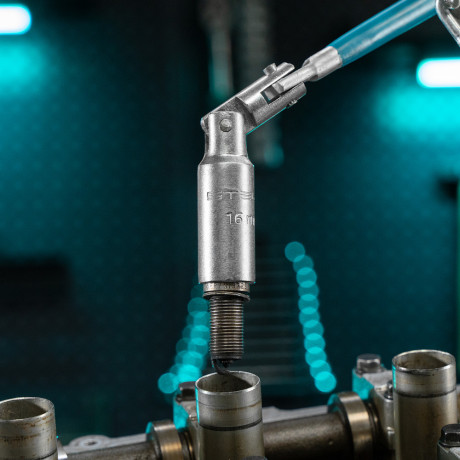 Ключ свечной карданный 16 х 250 мм Stels