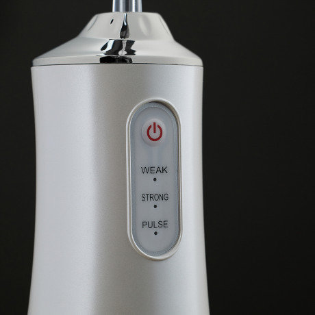 LEBEN Ирригатор, 5 Вт, 3 режима, 4 насадки в комплекте, USB-провод, белый