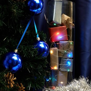 Feron Гирлянда-нить Роса 20LED 2м мультиколор батарейки компл 2xCR2032 прозр. шнур IP20 CL588 51441