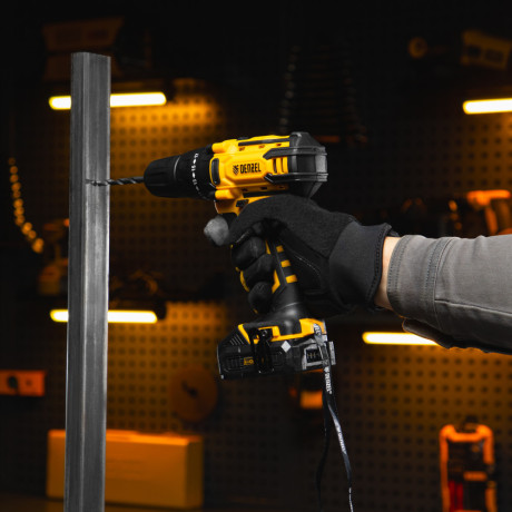 Дрель-шуруповерт аккумуляторная CDL-12-02BM, Li-Ion, 12 В, 2 акк. Denzel