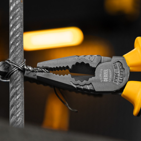 Плоскогубцы комбинированные 205 мм, трехкомпонентные рукоятки Denzel