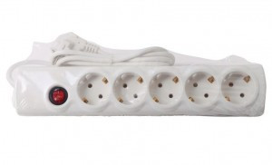 Volsten Spi сетевой фильтр ПВС 3х0.75 5роз. 1,5м 10А белый, земля, выкл., Spi 5x1.5-Z РФ