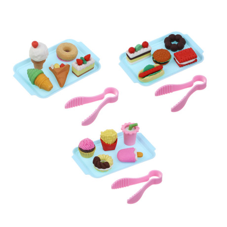 ИГРОЛЕНД Набор игровой "Вкусняшки" мини-продукты для куклы с подносом и щипцами, 13х18 см, PP, TPR