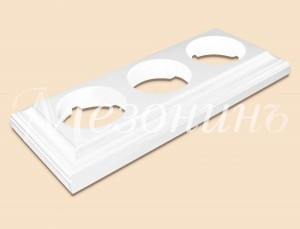 МЕЗОНИНЪ Рамка дерев. 3 мест. "Престиж", белый, для наруж. и внутр. монтажа GE70708-01