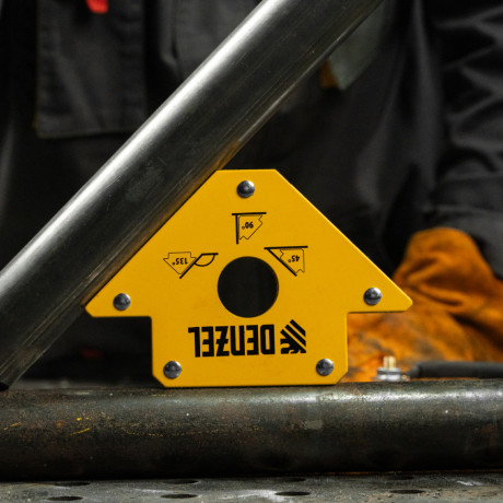 Фиксатор магнитный для сварочных работ, усилие 50 Lb Denzel