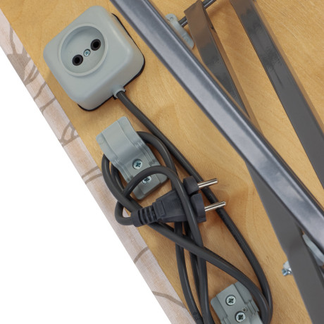 VETTA Доска гладильная 122х35х80см, фанера подставка под утюг с термоустойчивыми вст., удл. 1,6м, Н3