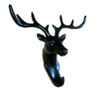 Крючок-олень пластик 16х17см