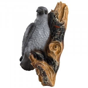 Фигурка садовая "Навесная Ворона на суку" H-30см