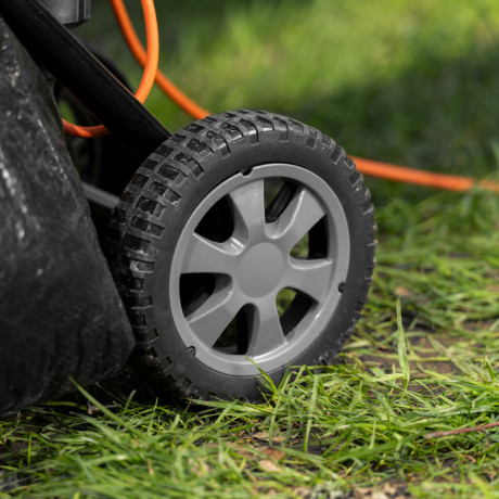 Измельчитель садовый электрический ECS-2500, 2500 Вт, 45 мм Denzel