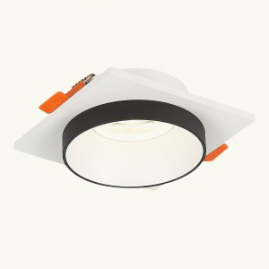 ST LUCE св-к встр. 50W GU10 92x92x41 Матовый белый/Матовый белый, Черный ST206.518.01