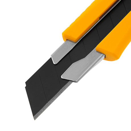 Нож, 18 мм, сменное лезвие, SK4, метал. направляющая, винтовой фиксатор Denzel