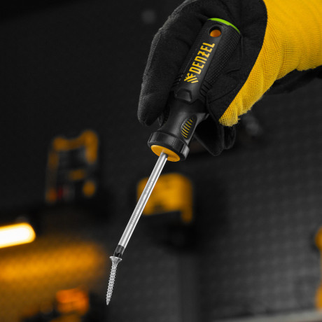 Отвертка, PZ1x75 мм, S2, 3к рукоятка Denzel