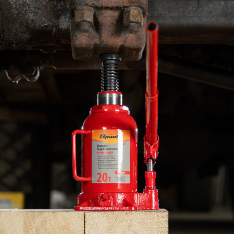 Домкрат гидравлический бутылочный 20 т, h подъема 215-405 мм Sparta Compact
