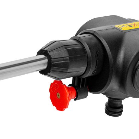 Моечная машина высокого давления аккумуляторная А-21-02, 40 бар, 4 л/мин, Li-ion 21 В, 2 акк.// MTX