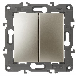 ЭРА 12 мех. выкл. (перекл.) СУ 2 кл. (перекрестный) 10А, 250В шампань автоклеммы 12-1112-04