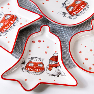 MILLIMI Новогодние коты Блюдо в форме звезды, 25х23,5х3см, керамика