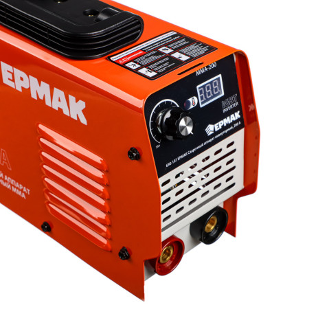ЕРМАК Сварочный аппарат, инверторный, 200А