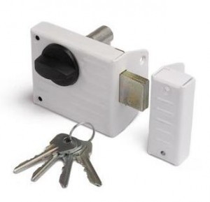 Д-град Зенит ЗН1-2 {1-6} белый Замок накладной (24)