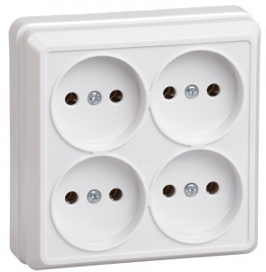 IEK ОКТАВА роз. ОУ 4 мест.  10А белый (корпус ABS) РС24-2-ОБ