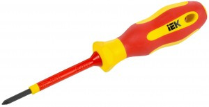 IEK ARMA2L 5 Отвертка диэлектрическая крест. PZ0х60 Т2, до 1000В A2L5-SC30-T2-PZ-00-060