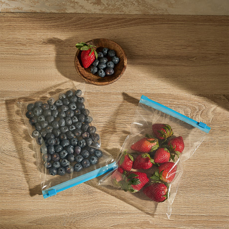 Пакеты с замком-слайдером тм VETTA, 15х20см, 50мкм, 1 литр, полиэтилен, 16шт