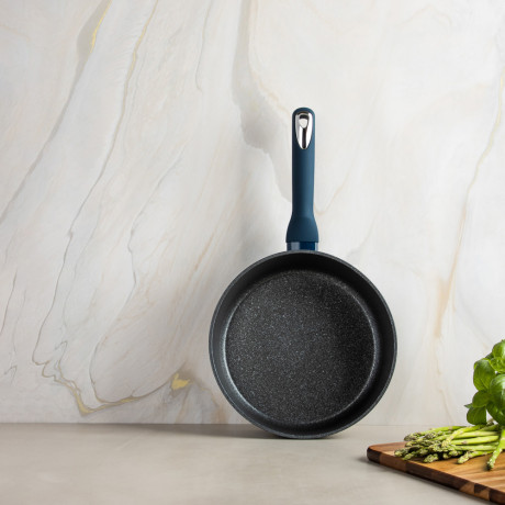 SATOSHI Ривьера Сковорода литая глубокая d24см, антипригарное покрытие мрамор, индукция