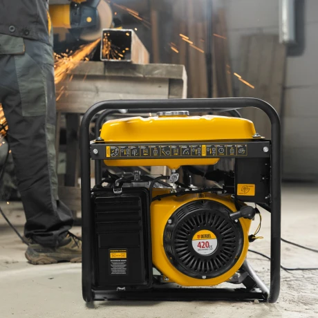 Генератор бензиновый GE 6900, 5.5 кВт, 220 В/50 Гц, 25 л, ручной старт Denzel