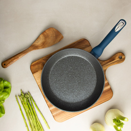 SATOSHI Ривьера Сковорода литая d26см, антипригарное покрытие мрамор, индукция