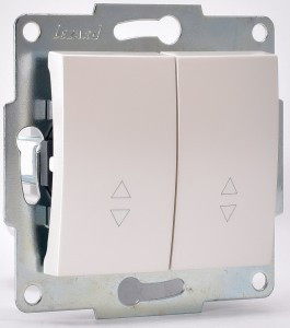 Lezard KARINA мех. выкл. СУ 2 кл. 10А (проходн.) жемчужно-бел. перламутр (корп. ABS) 707-3088-106