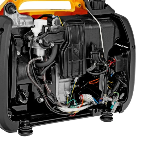 Генератор инверторный GT-2200iS, 2.2 кВт, 230 В, бак 4 л, закрытый корпус, ручной старт Denzel