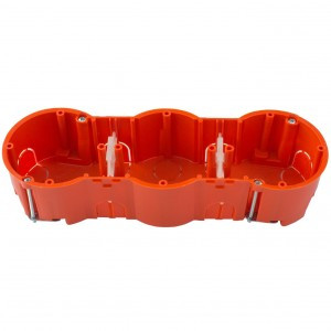 Bylectrica кор. уст. 3-х мест. для полых стен СУ 207х66х47,4мм, армлен, КЕ-505