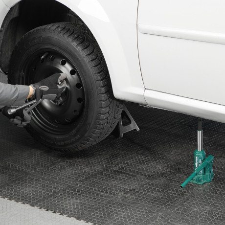 Домкрат гидравлический бутылочный, 2 т, 150-280 мм Сибртех