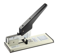 Степлер мощный Economy до 210 листов,№23/6-23/23, цвет черный 882891