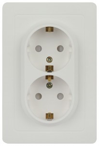Intro Style роз. СУ 2 мест. Земля, шторки, 2X2P+E Schuko, 16А-250В, IP20, белый  7-208-01 60625