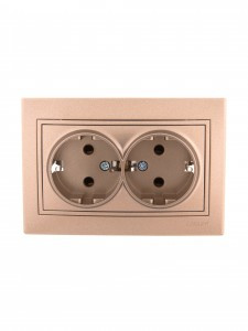 "Lezard Мира роз. СУ 2 мест. 16А коричн. металлик (земля, керамика, корпус PC) 701-3131-127