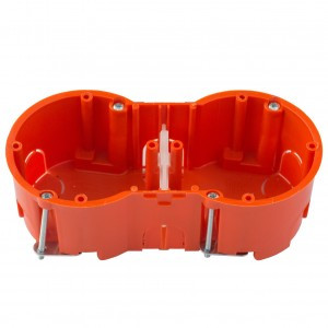 Bylectrica кор. уст. 2-х мест. для полых стен СУ 136х66х47,4мм, армлен, КЕ-504